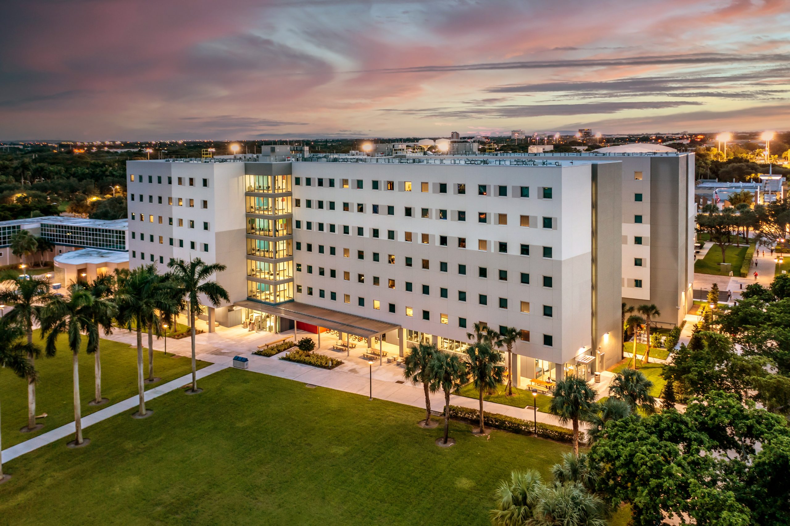 Florida Atlantic University Boca Campus Student Housing | Weitz
