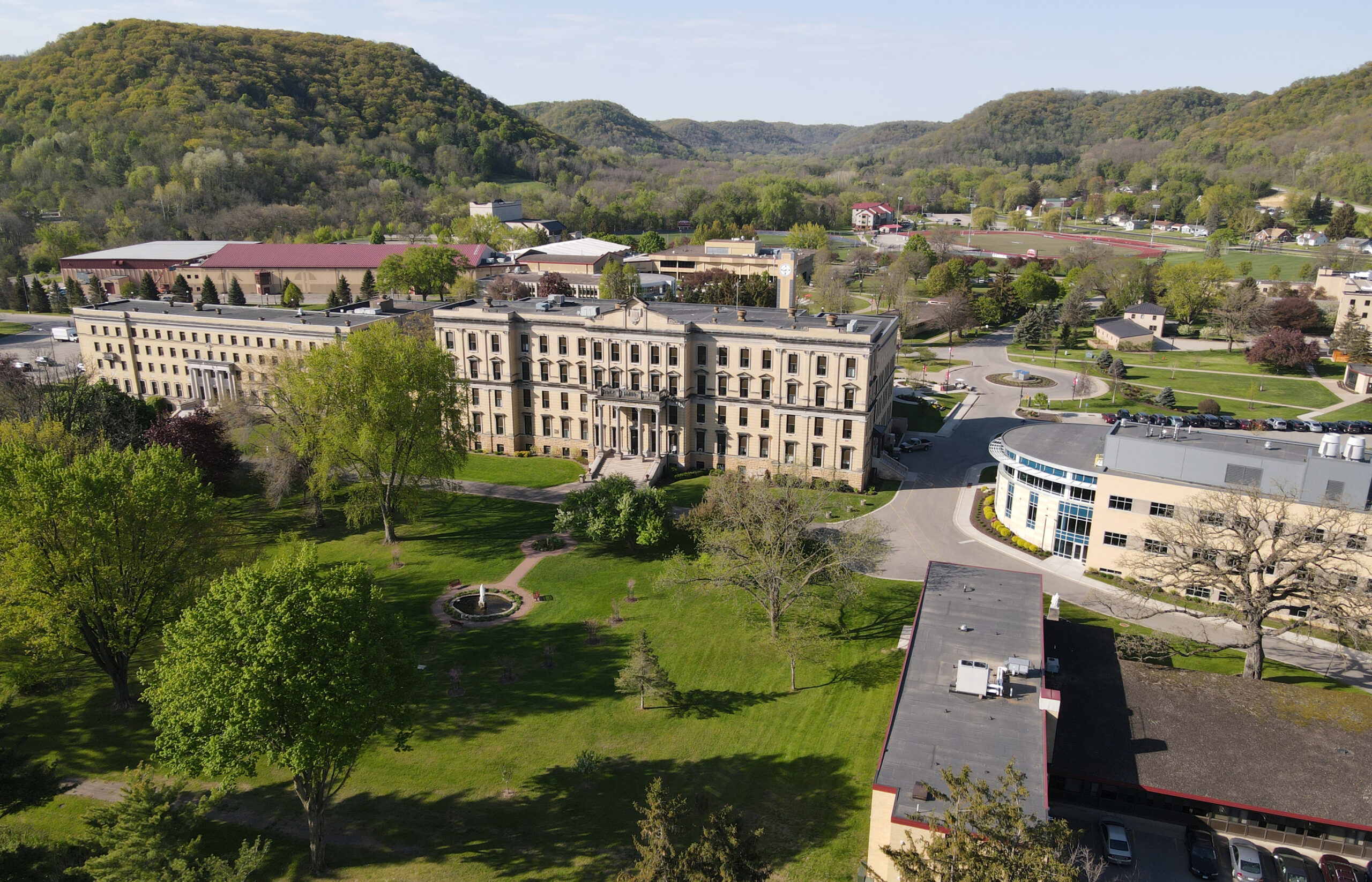 Saint Mary's University announces academic program changes - Saint Mary's  University of Minnesota
