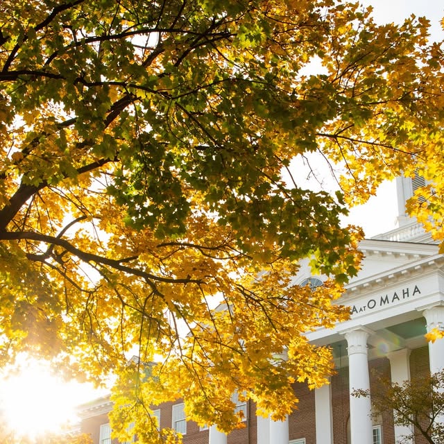 Campus is serving major looks this fall 🍂